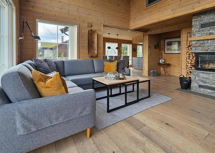 4 Bedroom Cozy In Skollenborg