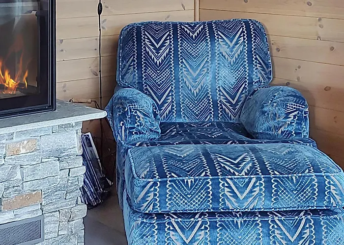 Hébergement de vacances 4 Bedroom Cozy In Skollenborg