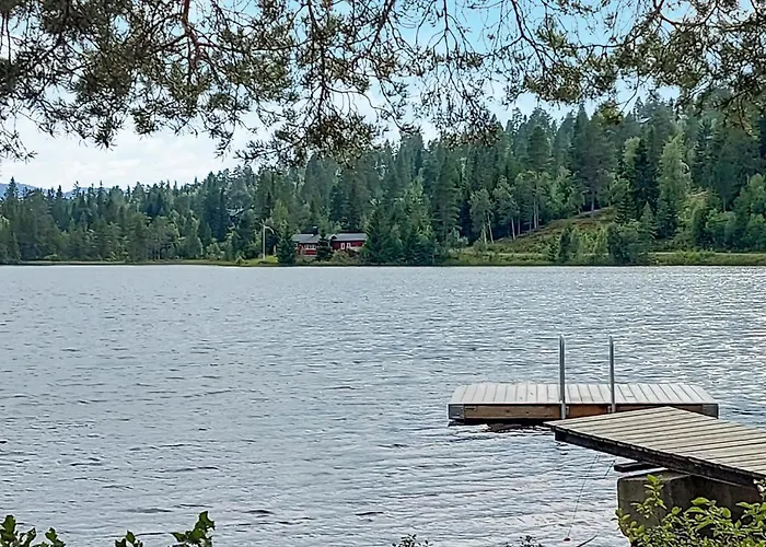 Hébergement de vacances 4 Bedroom Cozy In Skollenborg *