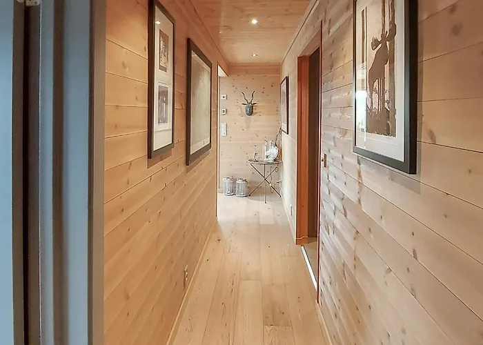 4 Bedroom Cozy In Skollenborg Lindaskroken