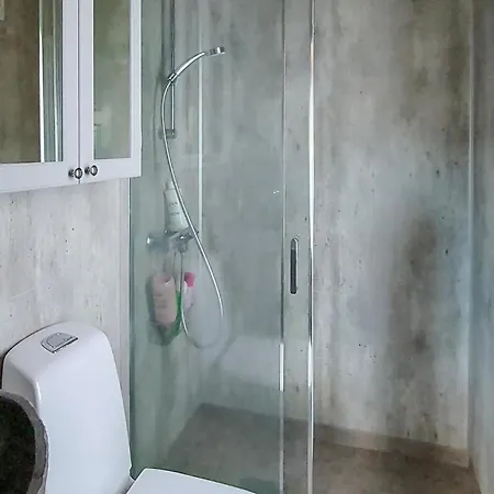 4 Bedroom Cozy In Skollenborg Dom wakacyjny *