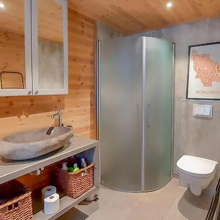 Dom wakacyjny 4 Bedroom Cozy In Skollenborg Lindaskroken